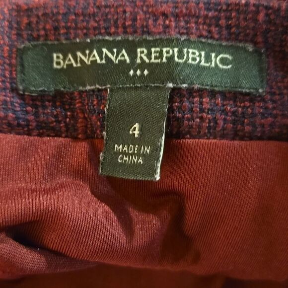Banana Republic Factory burgundy skirt size 4 - Picture 7 of 8